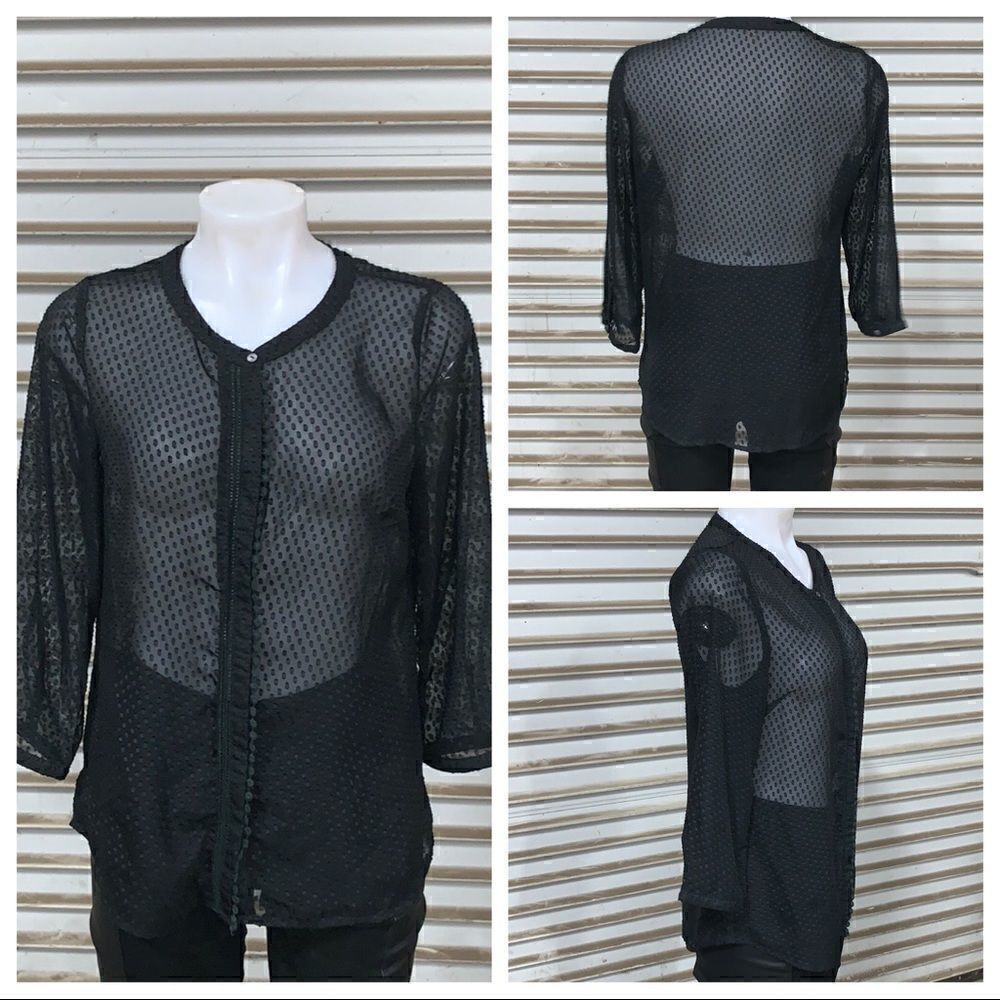 🛍️Skies are Blue sheer black button up blouse